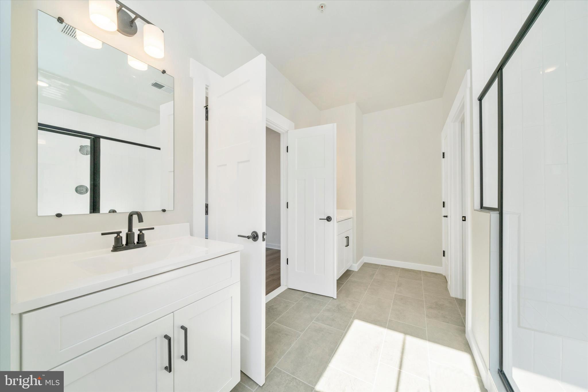 MILLERSVILLE - Residential