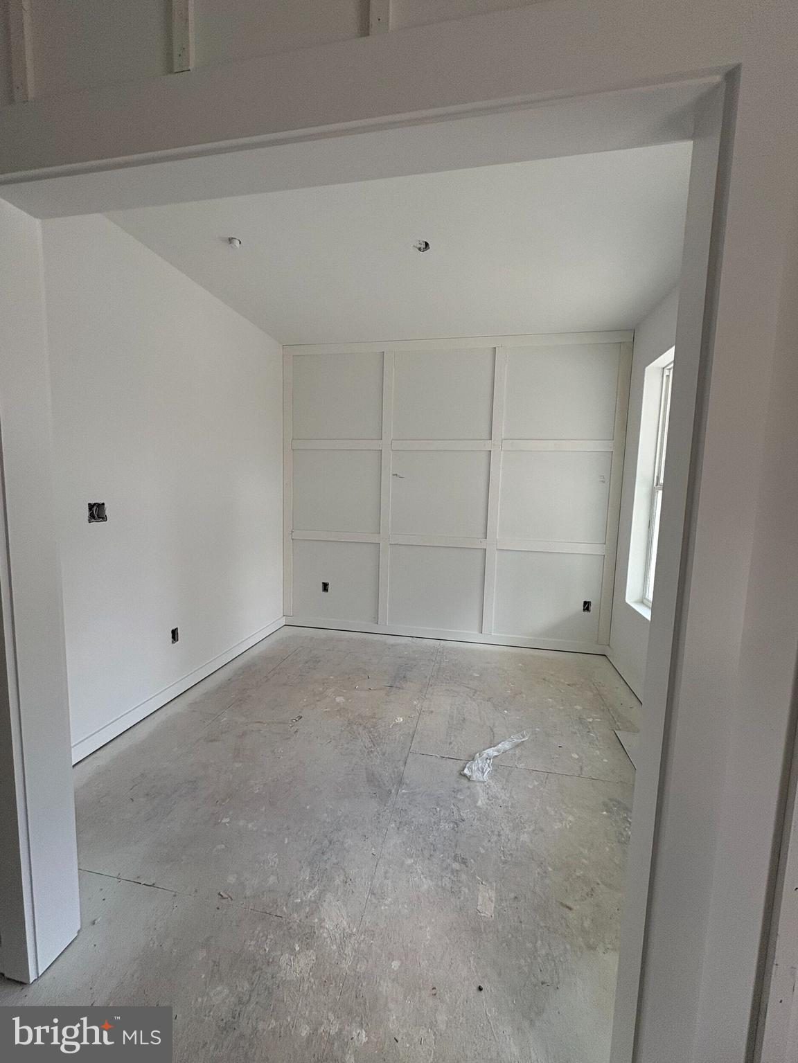 MILLERSVILLE - Residential