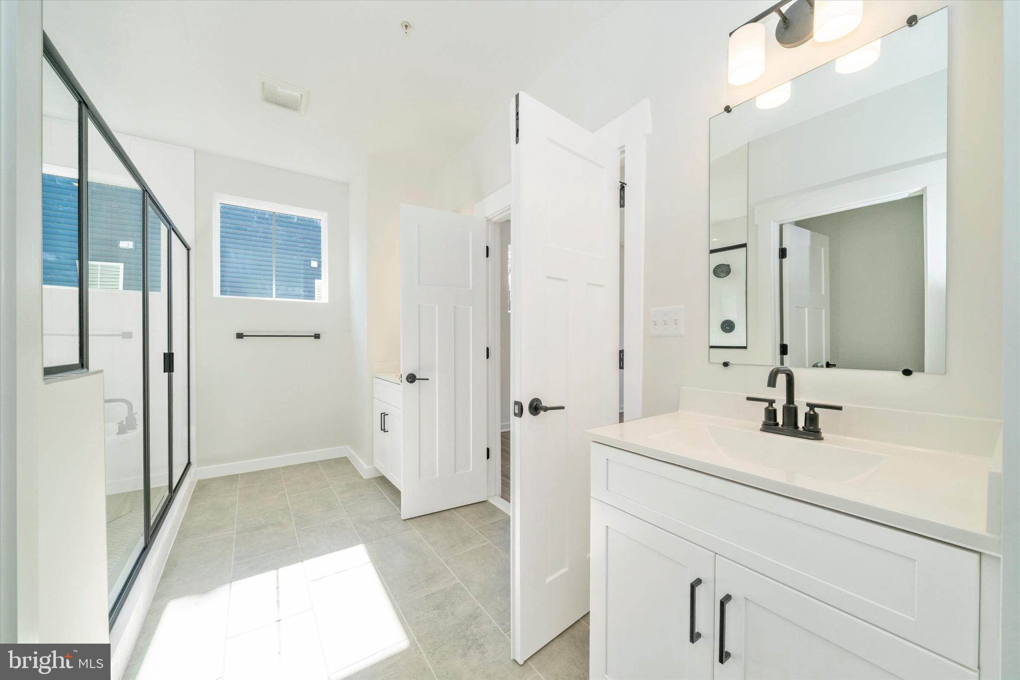 MILLERSVILLE - Residential