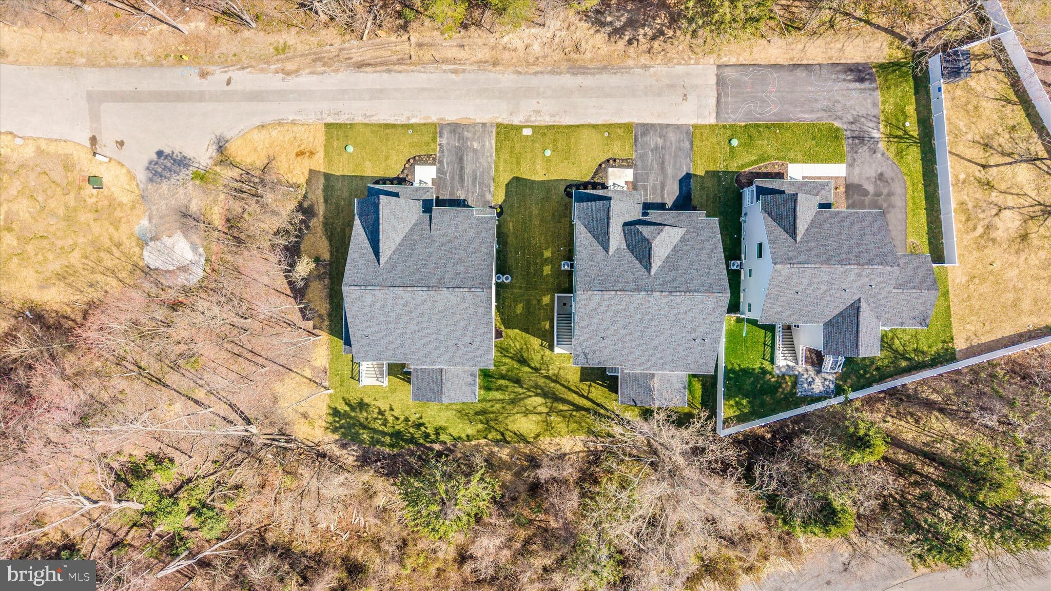 MILLERSVILLE - Residential