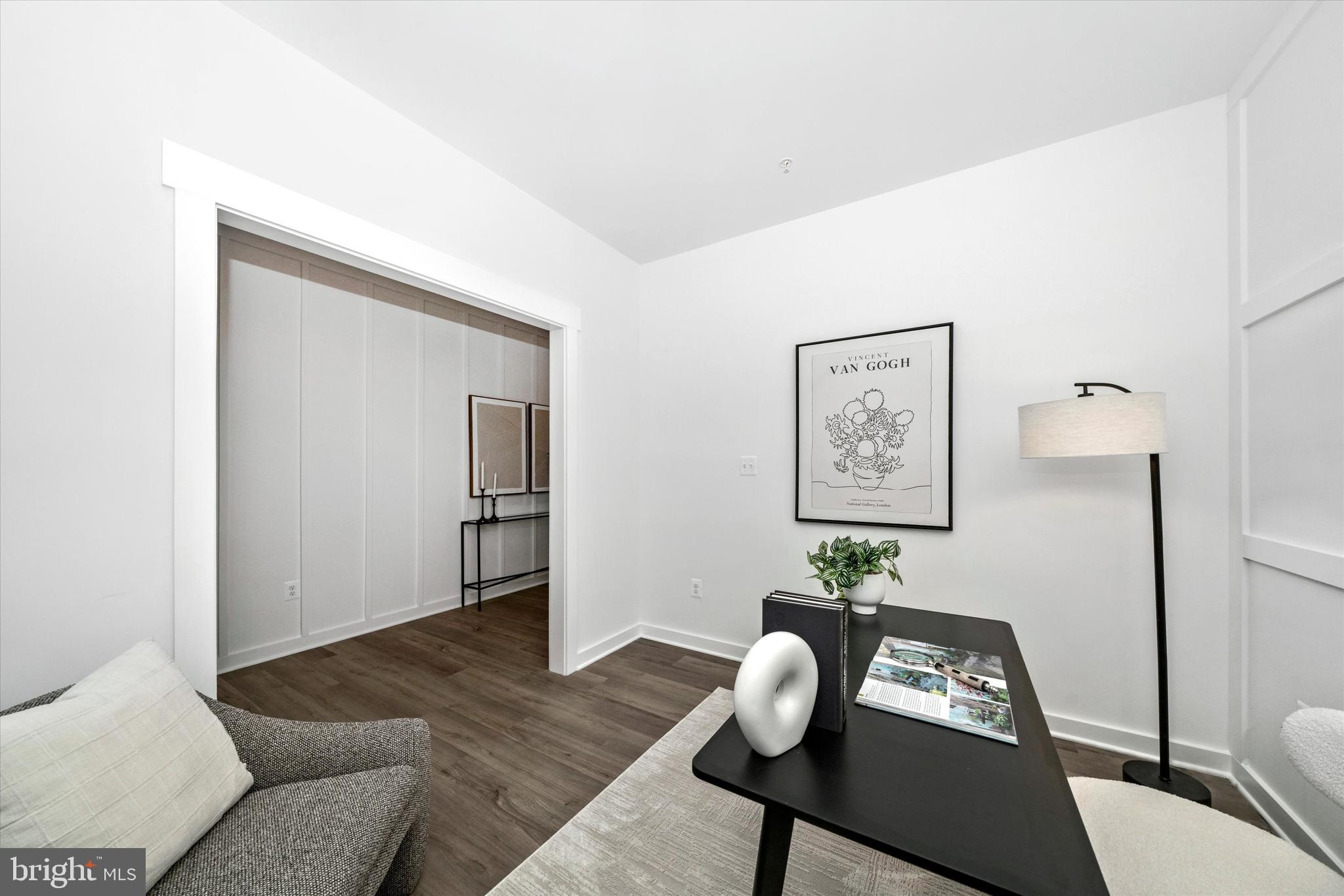 MILLERSVILLE - Residential