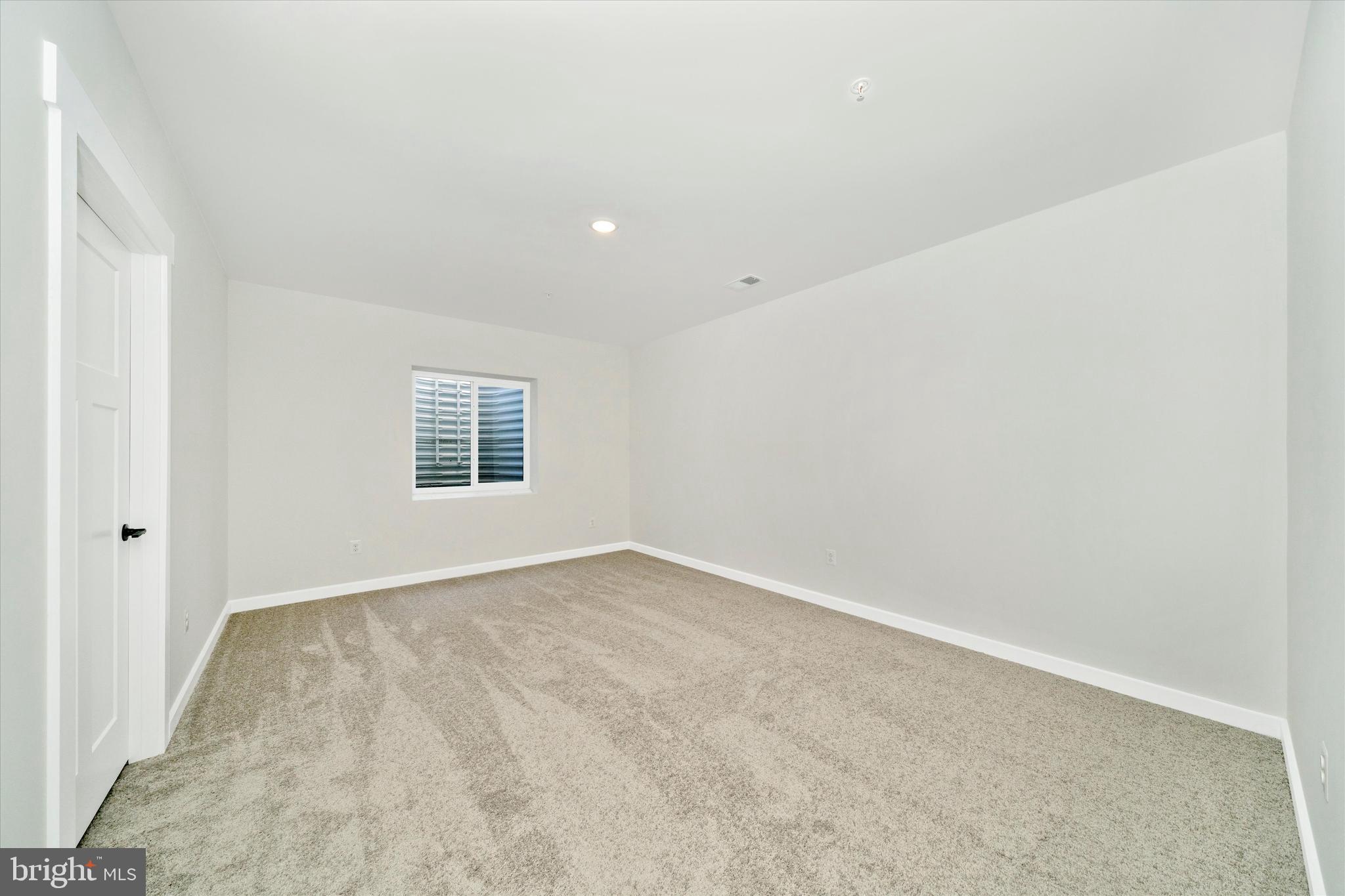 MILLERSVILLE - Residential