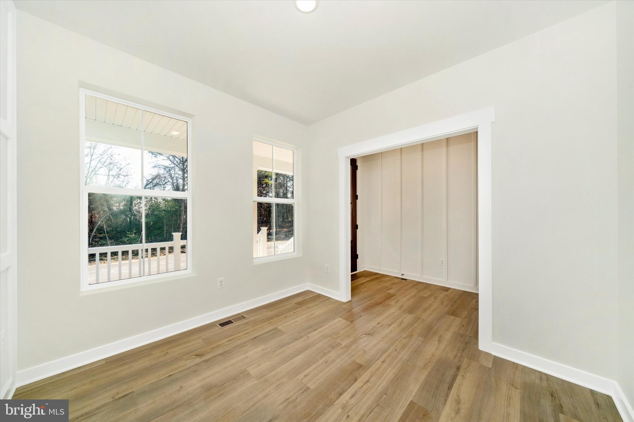 MILLERSVILLE - Residential