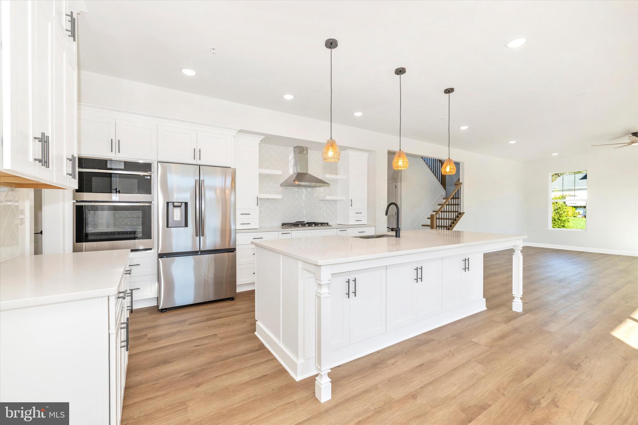 MILLERSVILLE - Residential