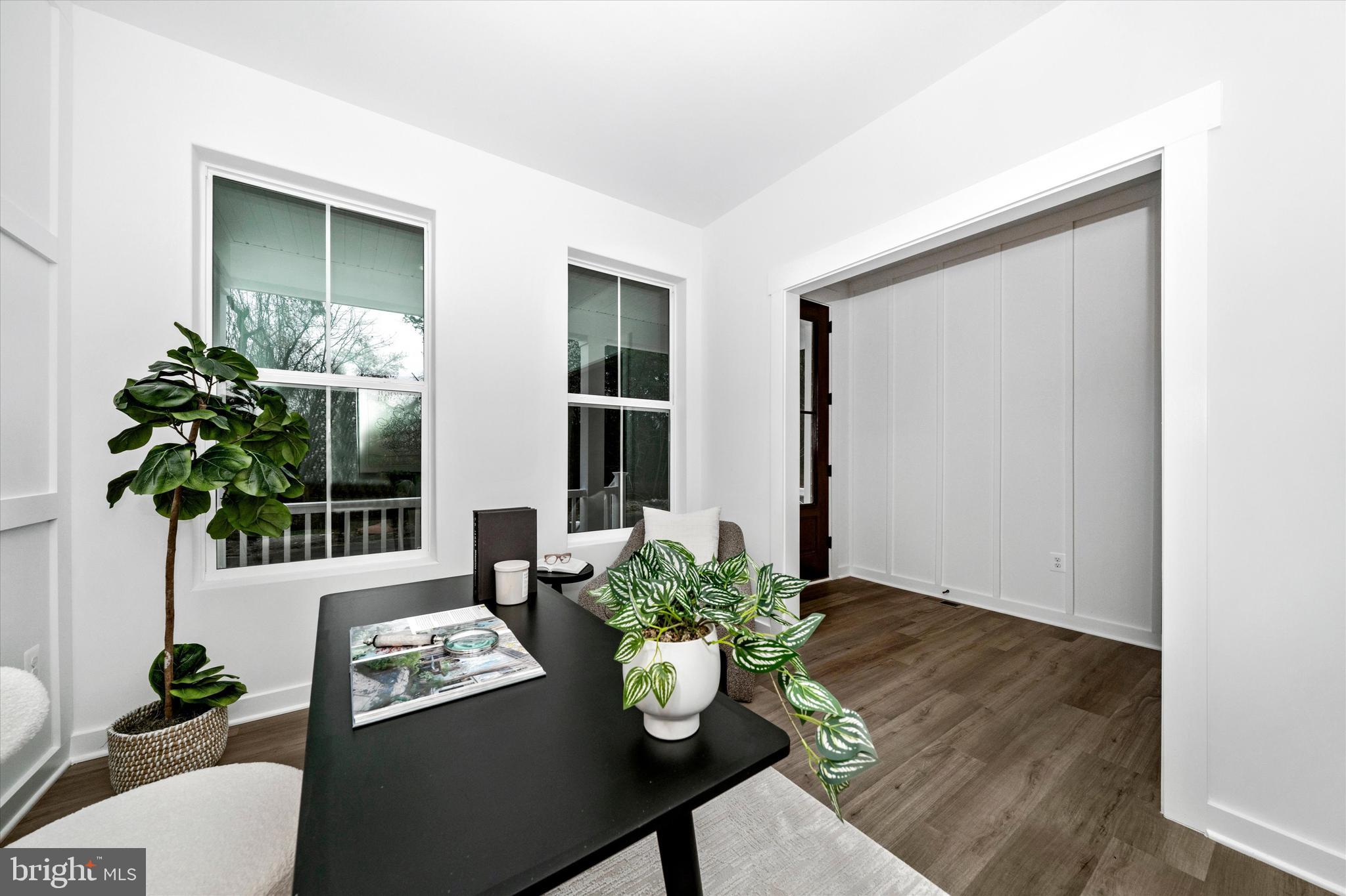 MILLERSVILLE - Residential