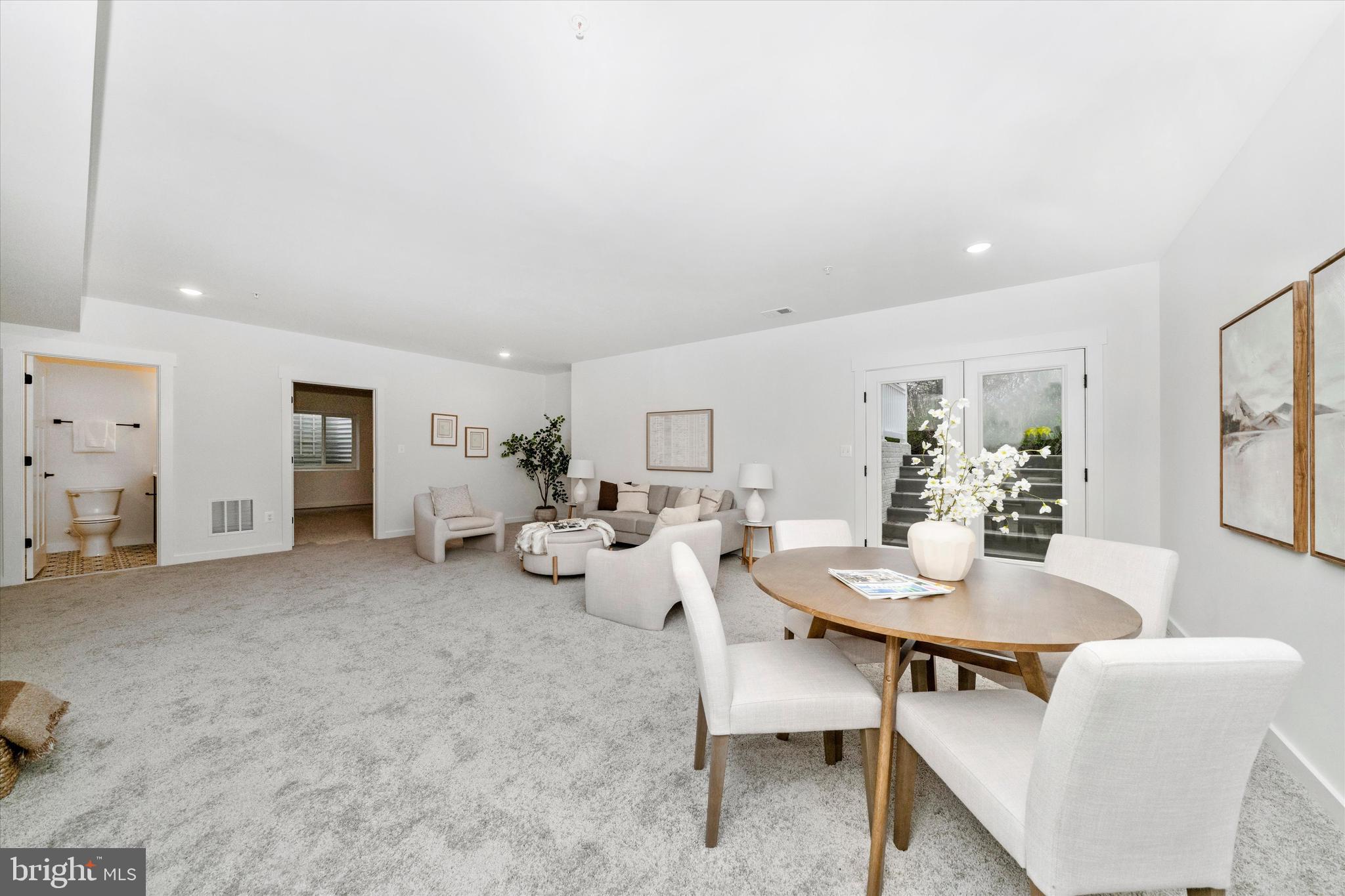 MILLERSVILLE - Residential