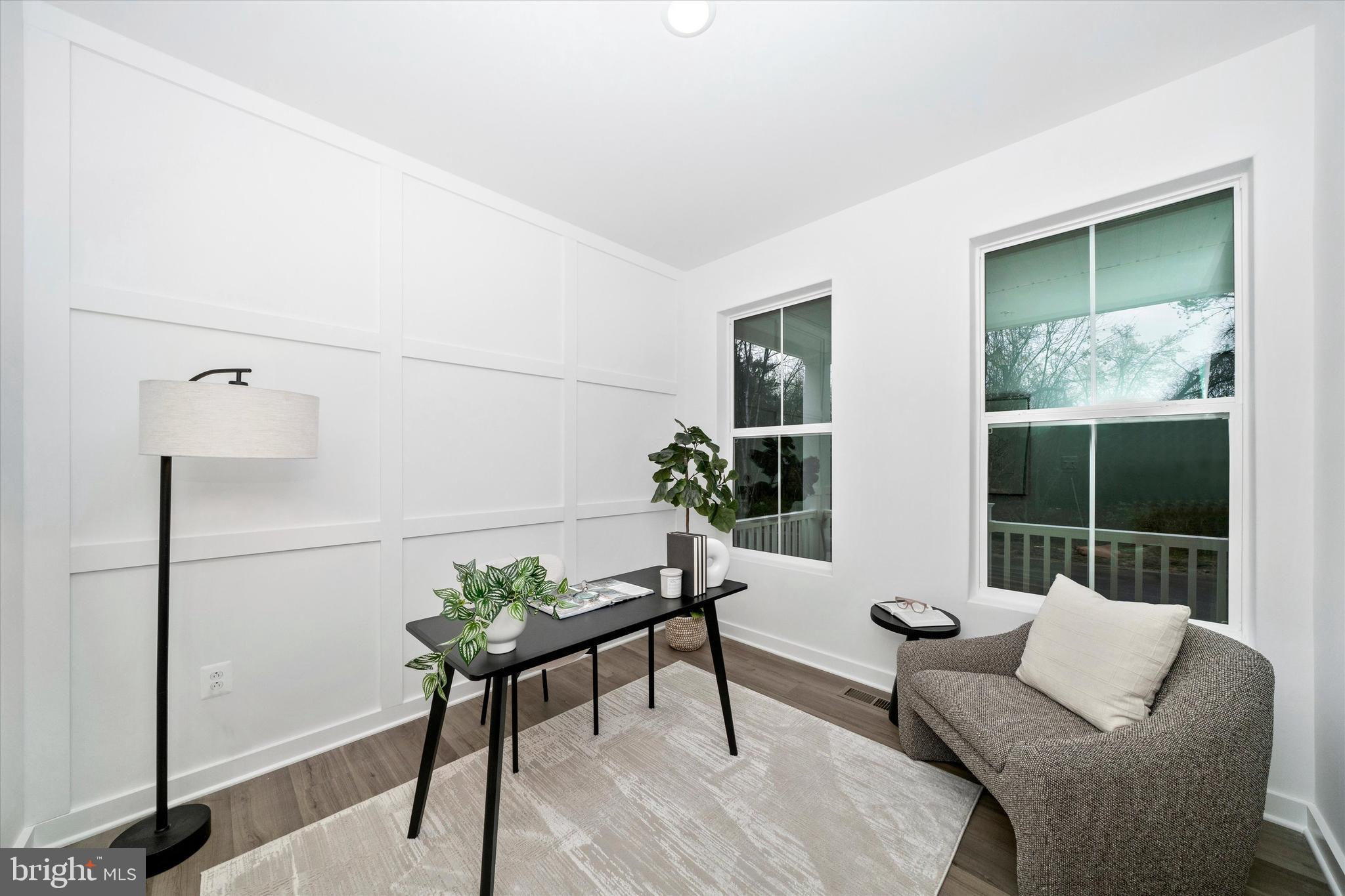 MILLERSVILLE - Residential