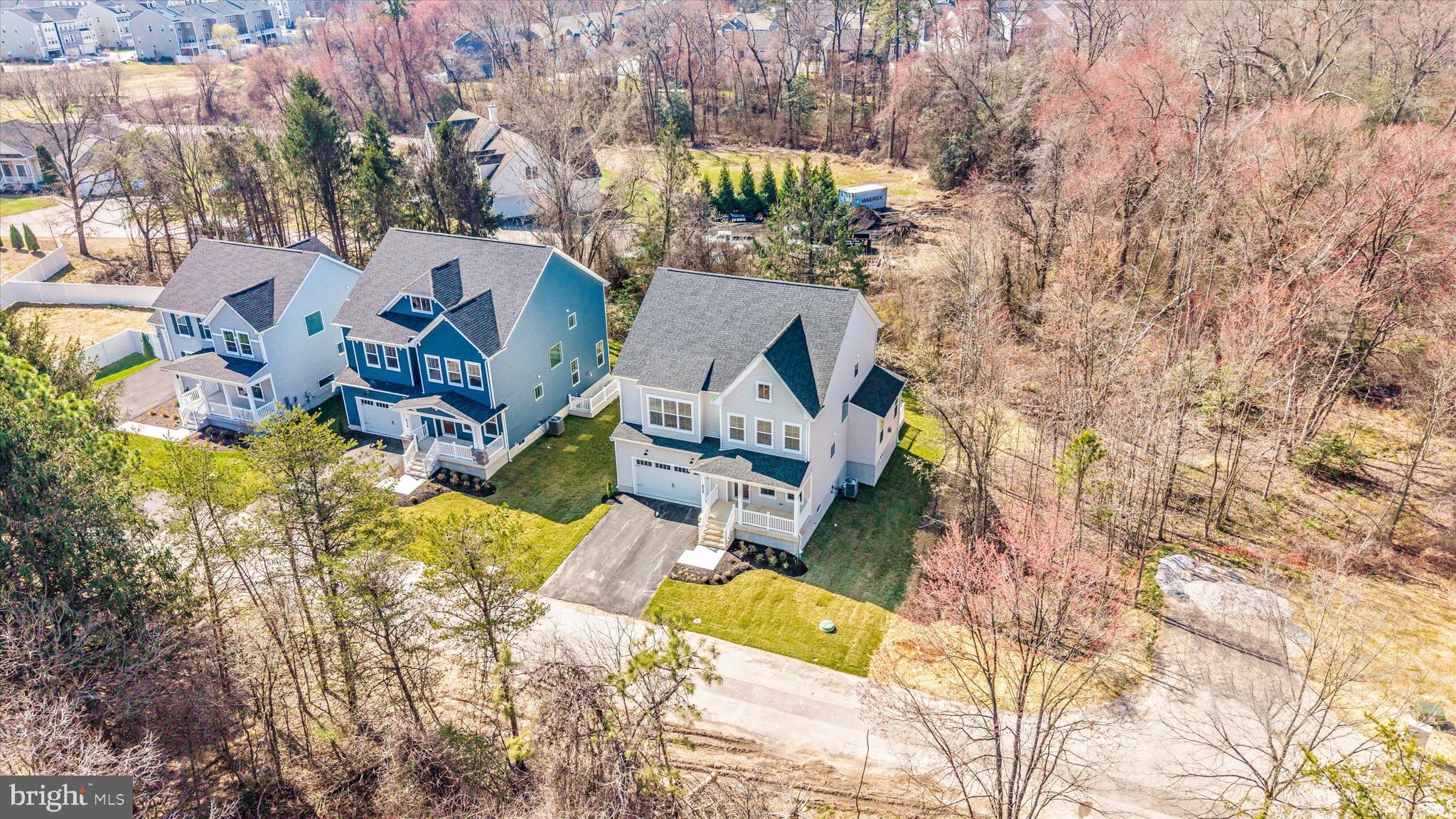 MILLERSVILLE - Residential