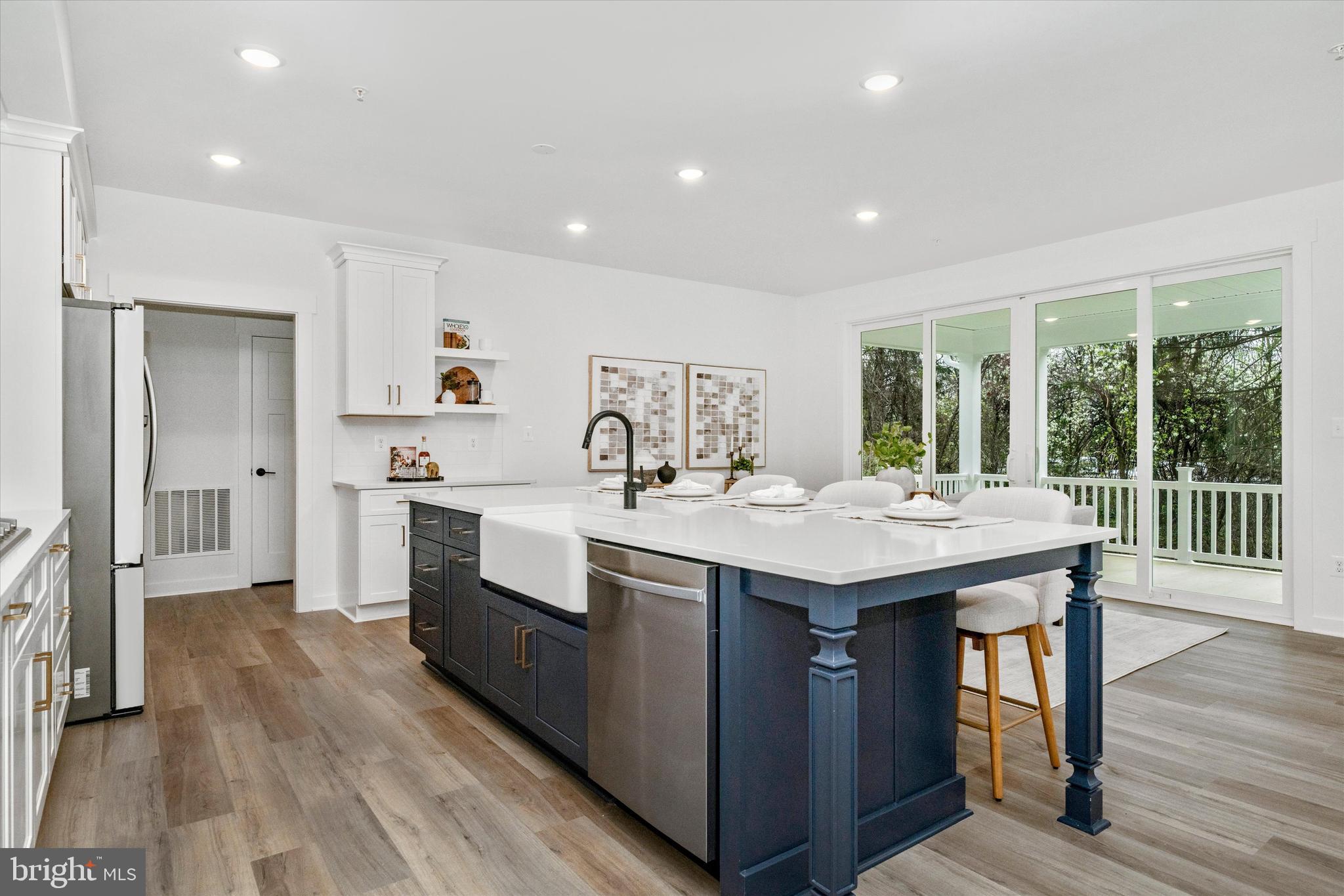 MILLERSVILLE - Residential