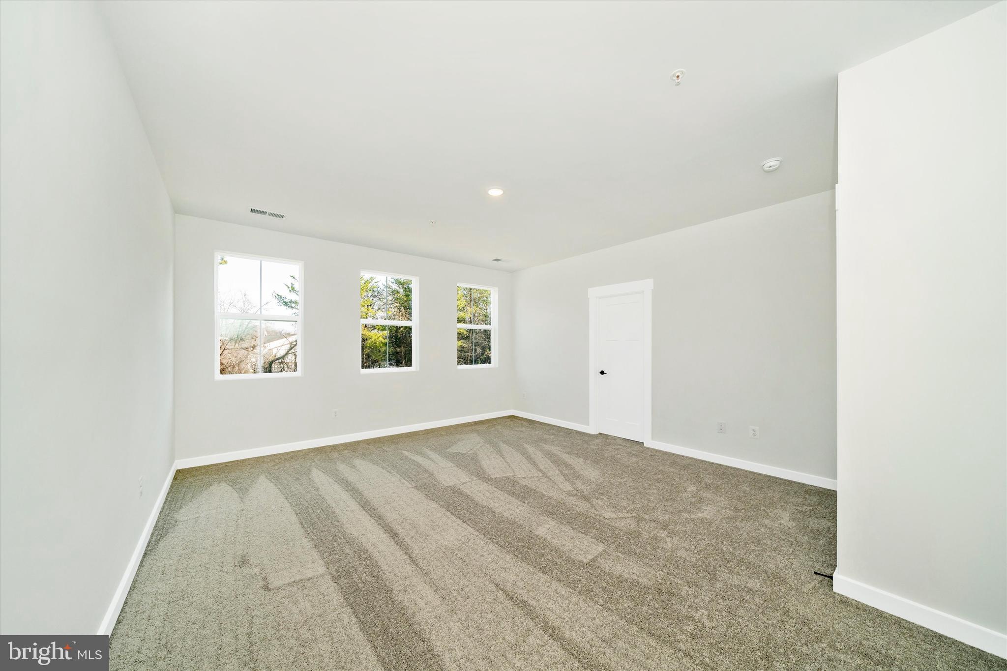 MILLERSVILLE - Residential