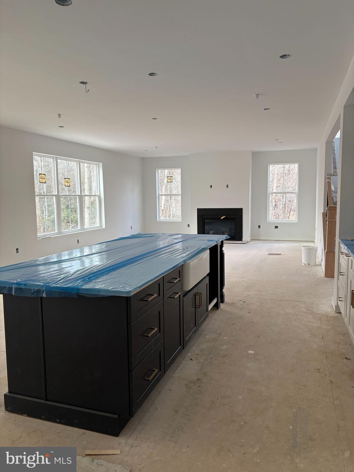 MILLERSVILLE - Residential