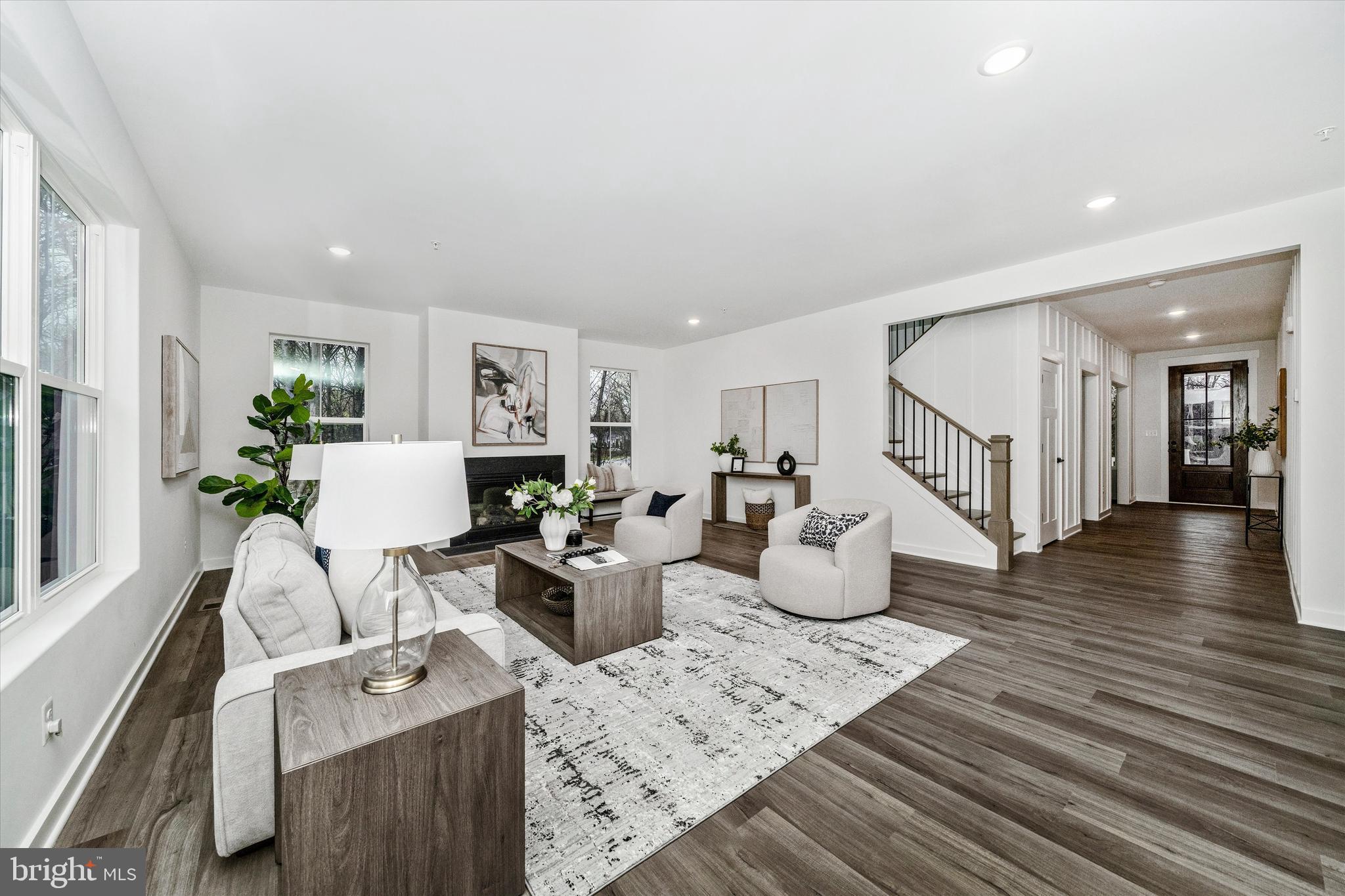 MILLERSVILLE - Residential