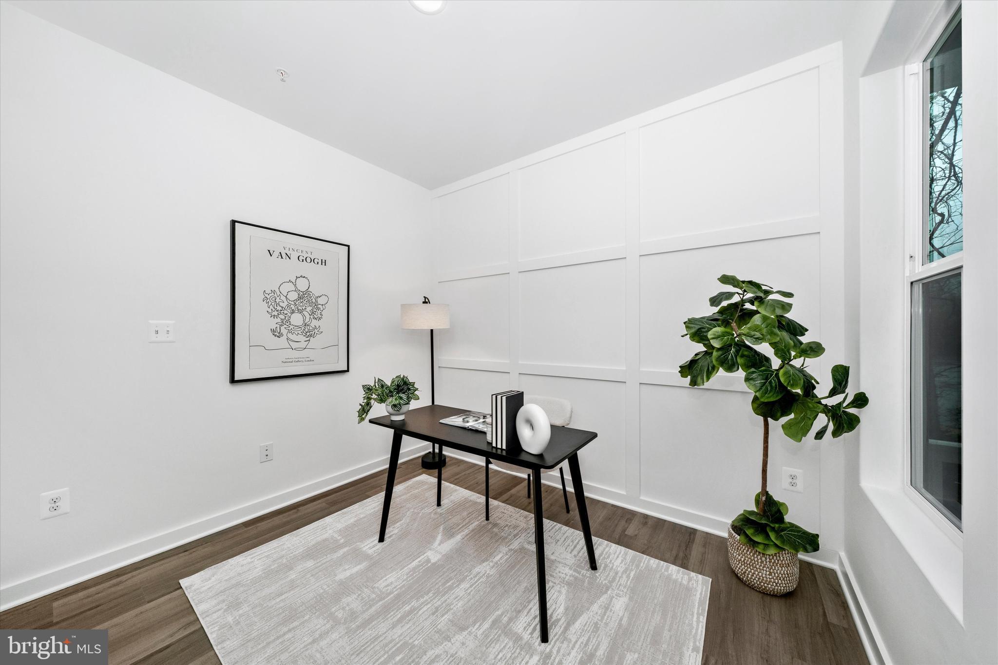 MILLERSVILLE - Residential