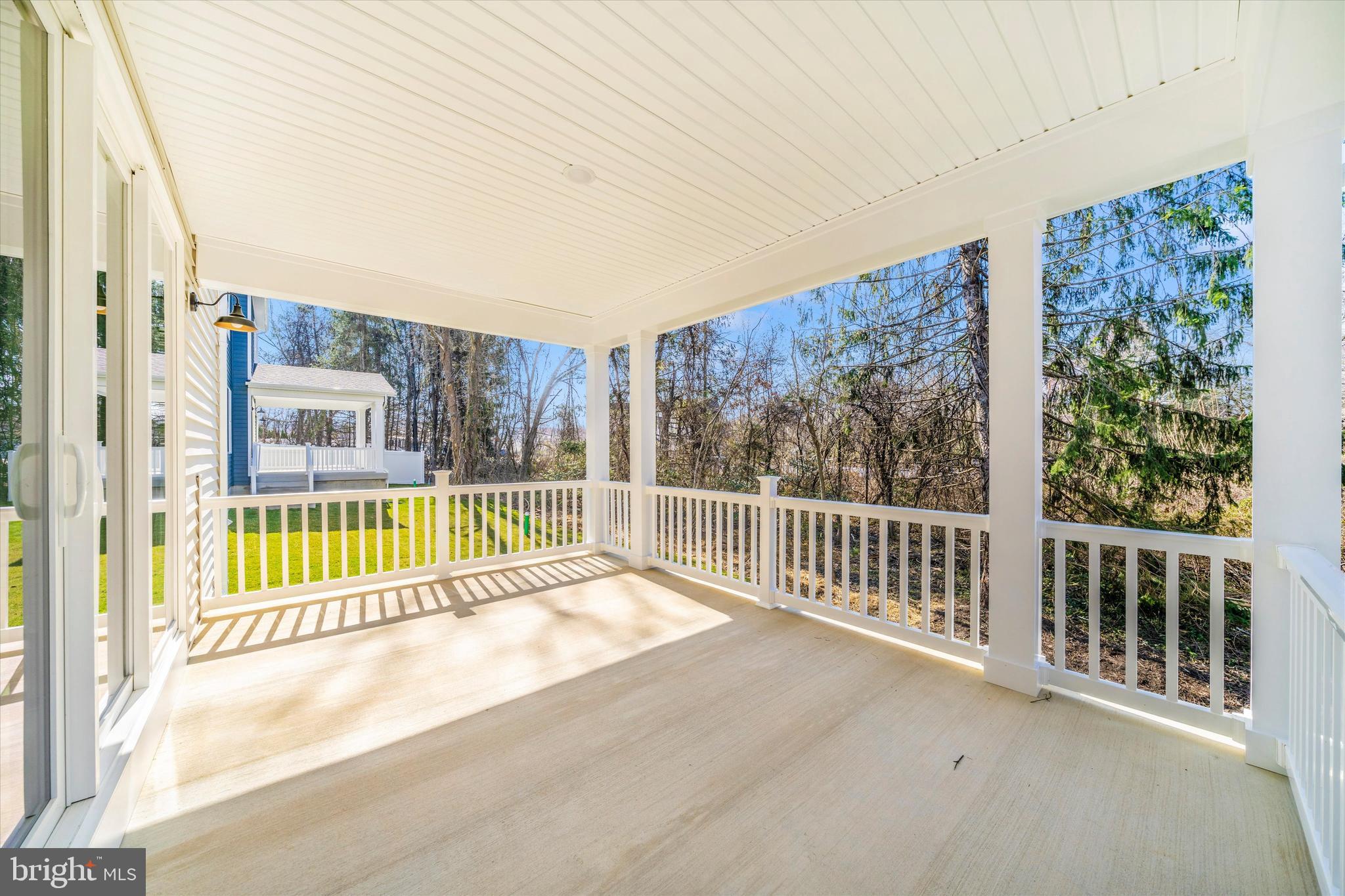 MILLERSVILLE - Residential