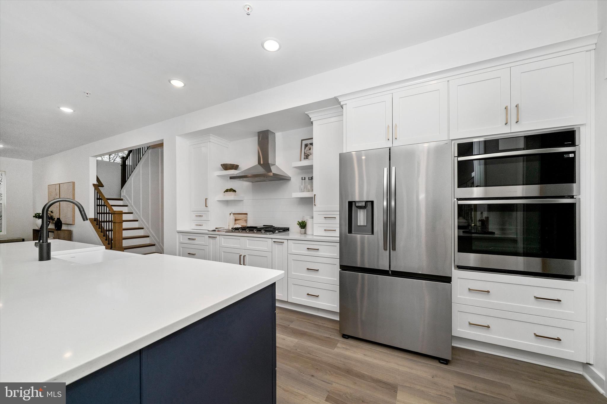 MILLERSVILLE - Residential