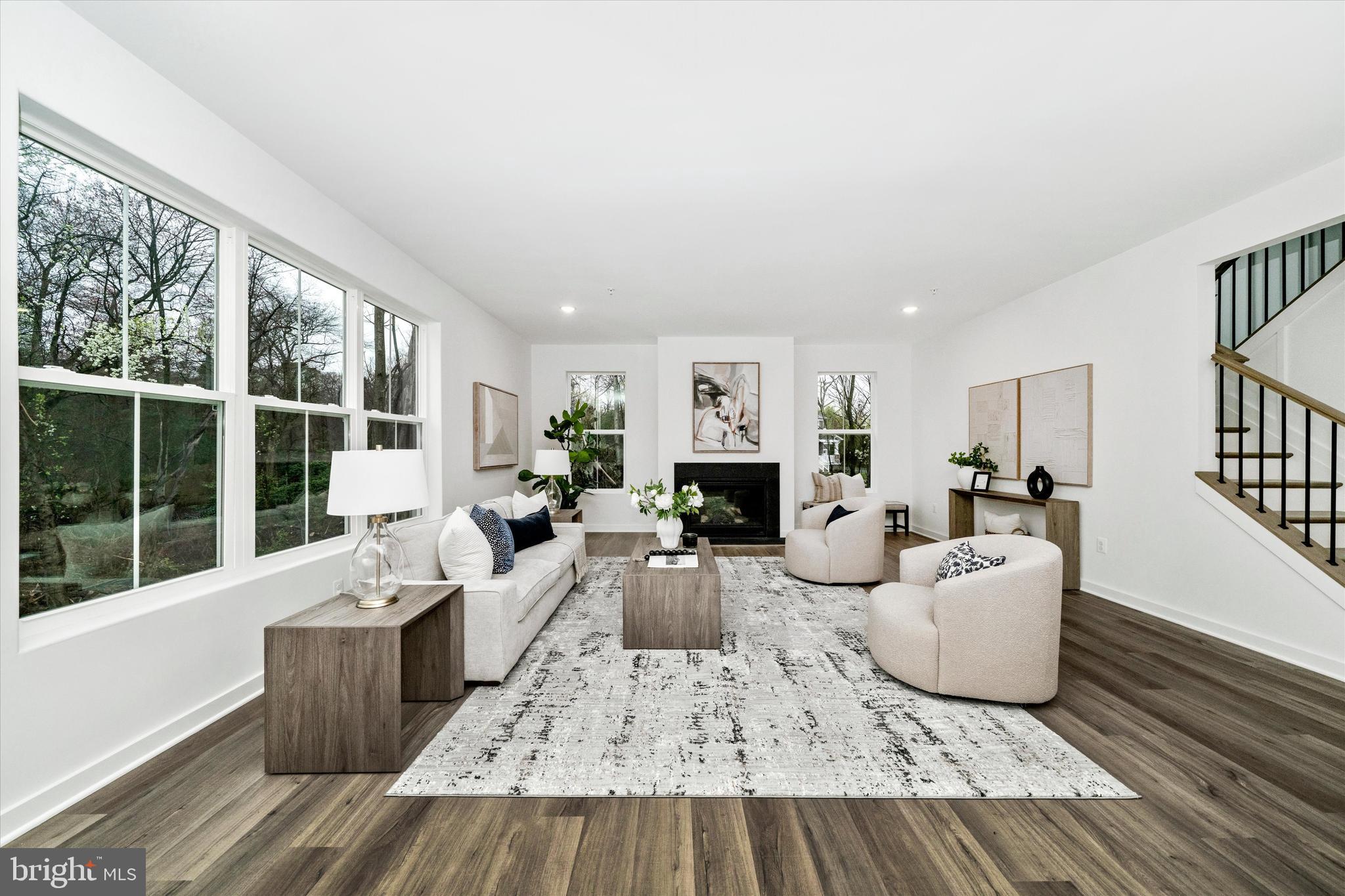 MILLERSVILLE - Residential