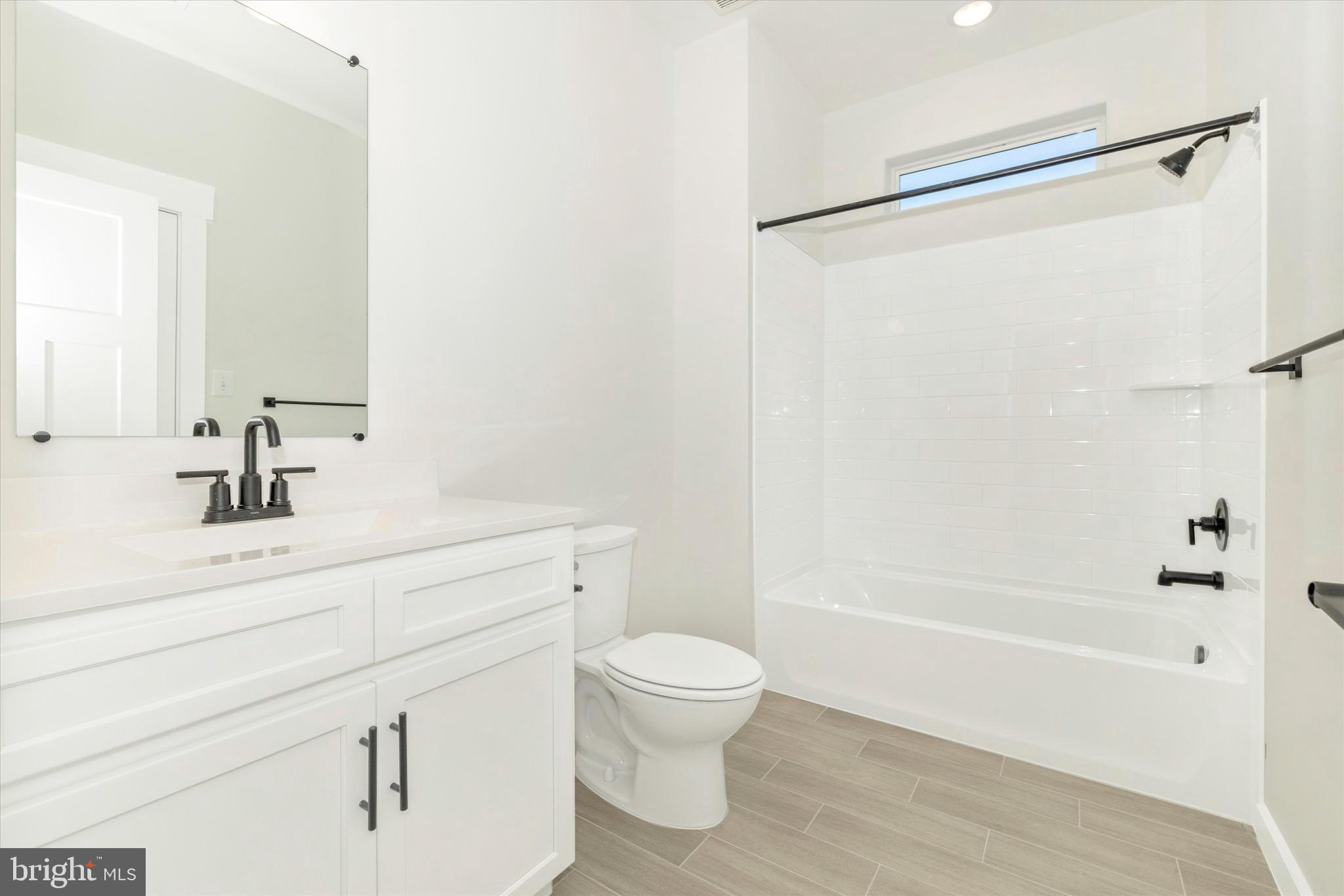 MILLERSVILLE - Residential