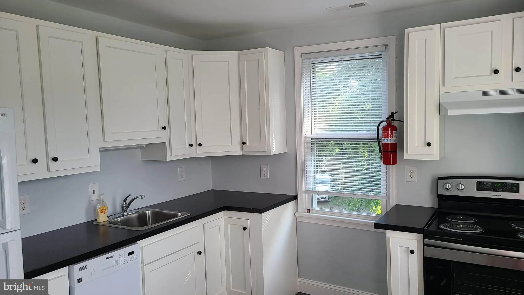 Elmer, New Jersey 08318, United States, 2 Bedrooms Bedrooms, ,1 BathroomBathrooms,Residential,Coming Soon,190155