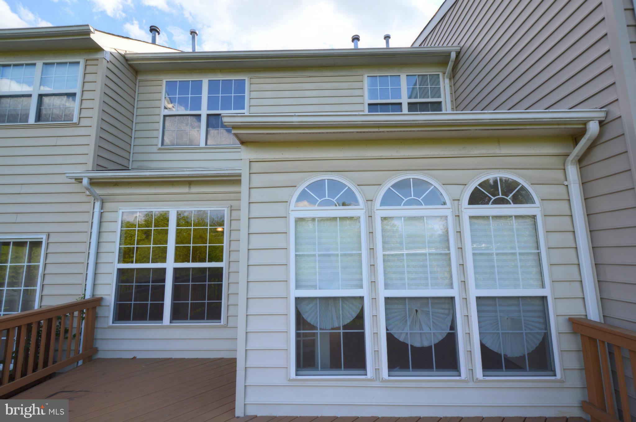 KINCAID FOREST - Residential Lease