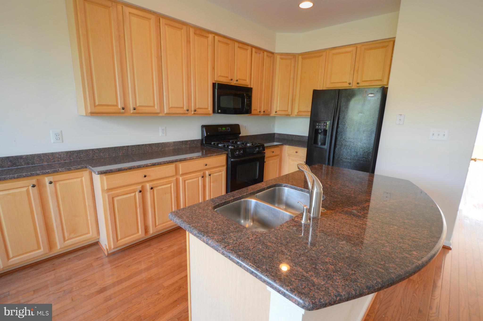 KINCAID FOREST - Residential Lease