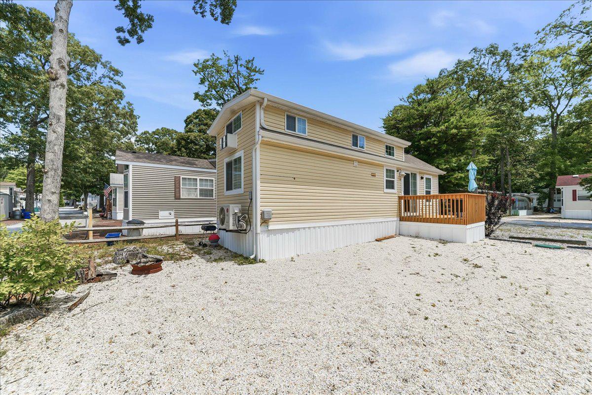 206 STAGECOACH ROAD 1412-1413