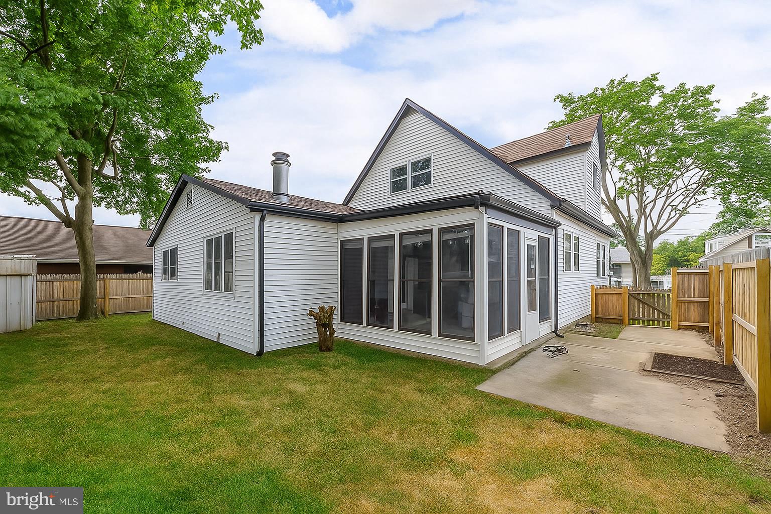 1308 MAPLE AVENUE