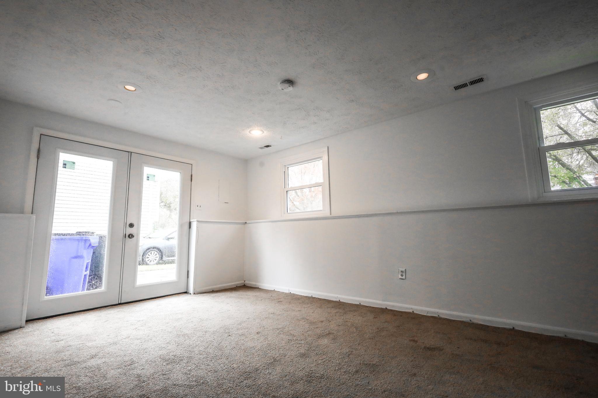 KINGS CONTRIVANCE - Residential