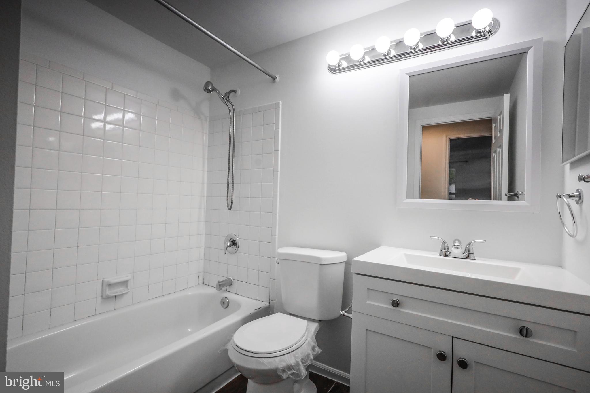 KINGS CONTRIVANCE - Residential