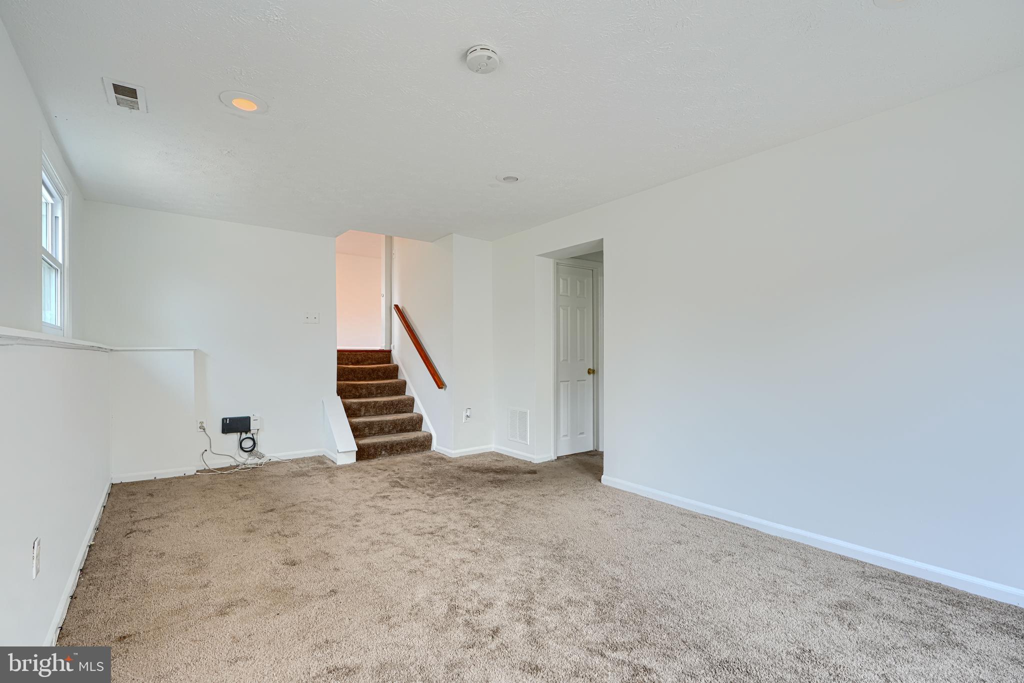 KINGS CONTRIVANCE - Residential