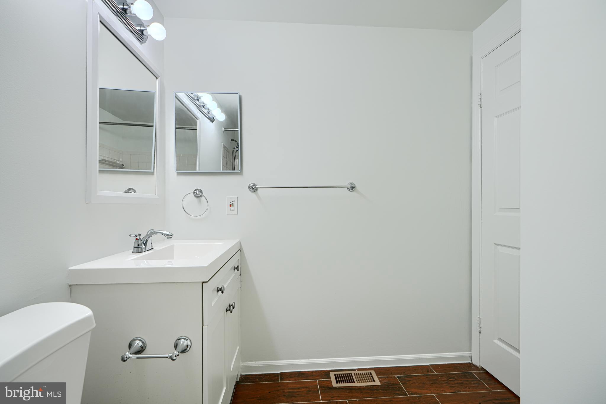 KINGS CONTRIVANCE - Residential