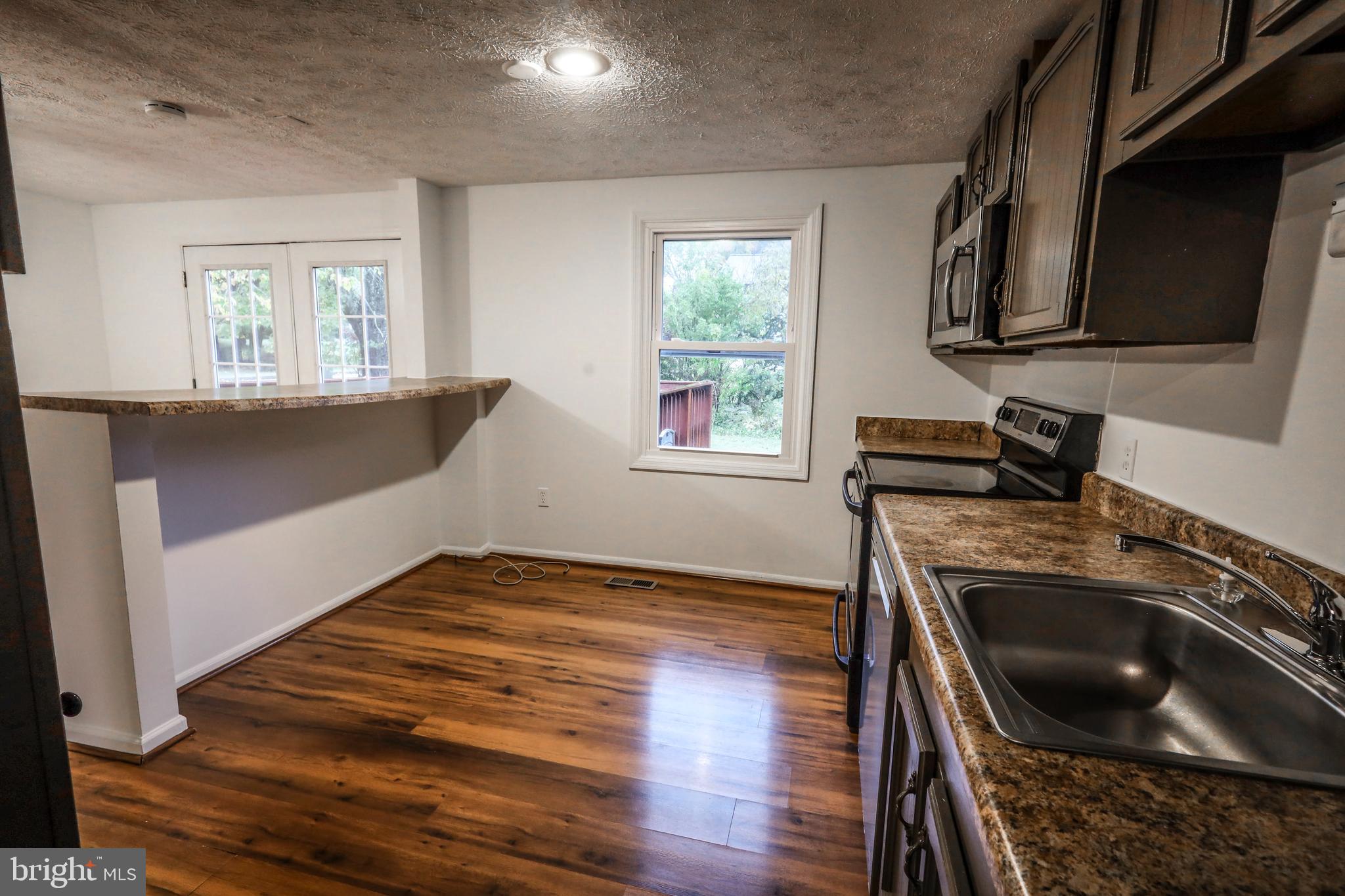 KINGS CONTRIVANCE - Residential