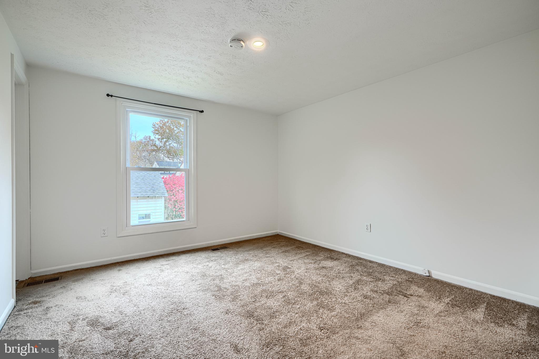 KINGS CONTRIVANCE - Residential