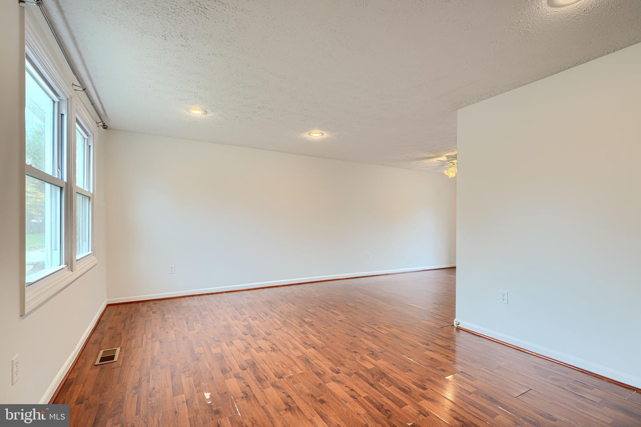 KINGS CONTRIVANCE - Residential