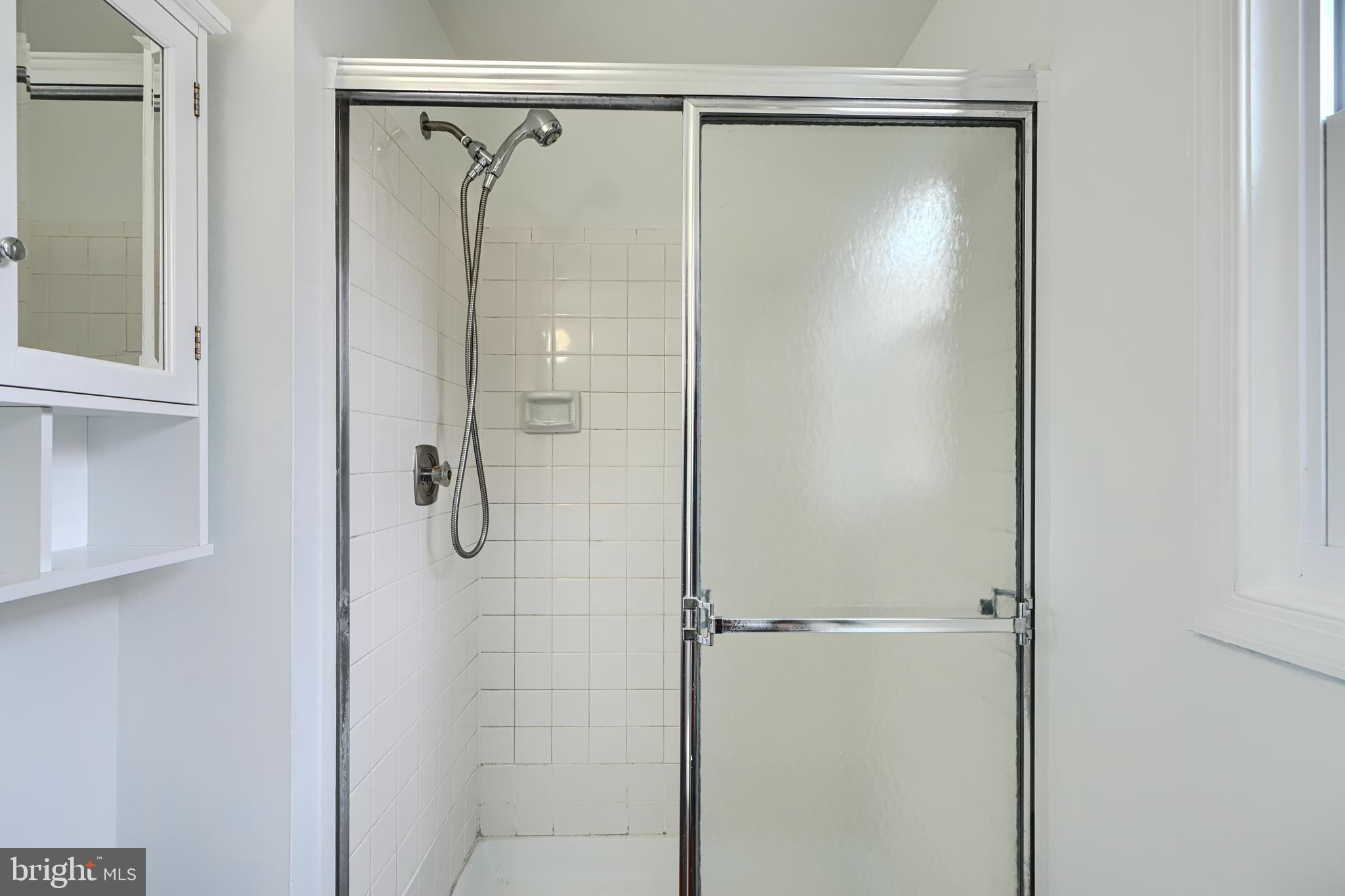 KINGS CONTRIVANCE - Residential