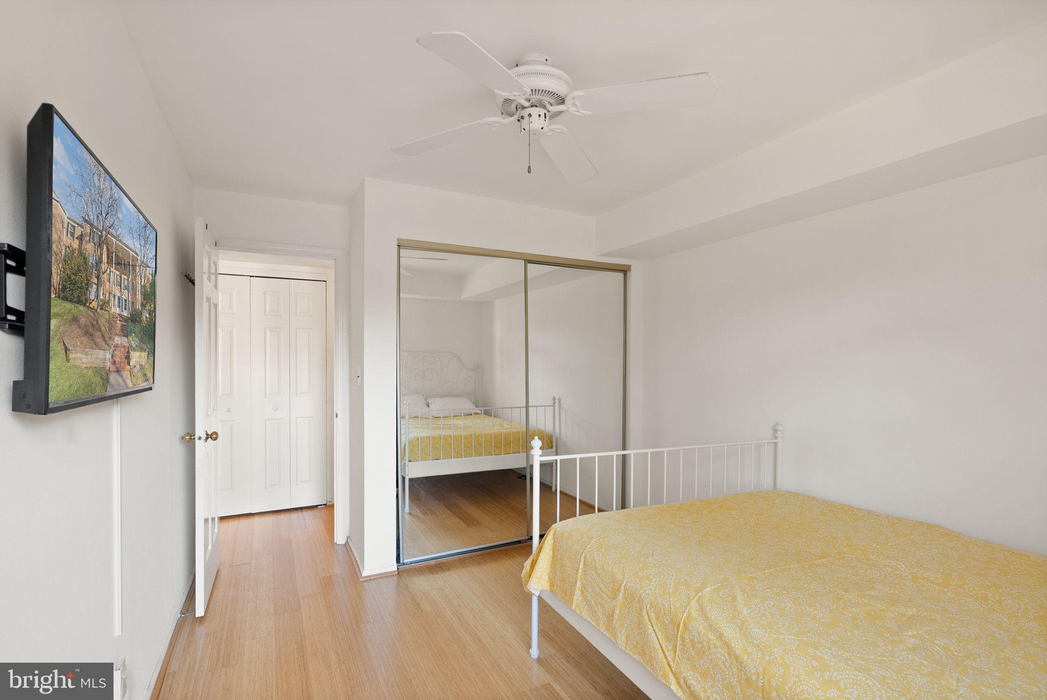 THE COLONIES - Residential