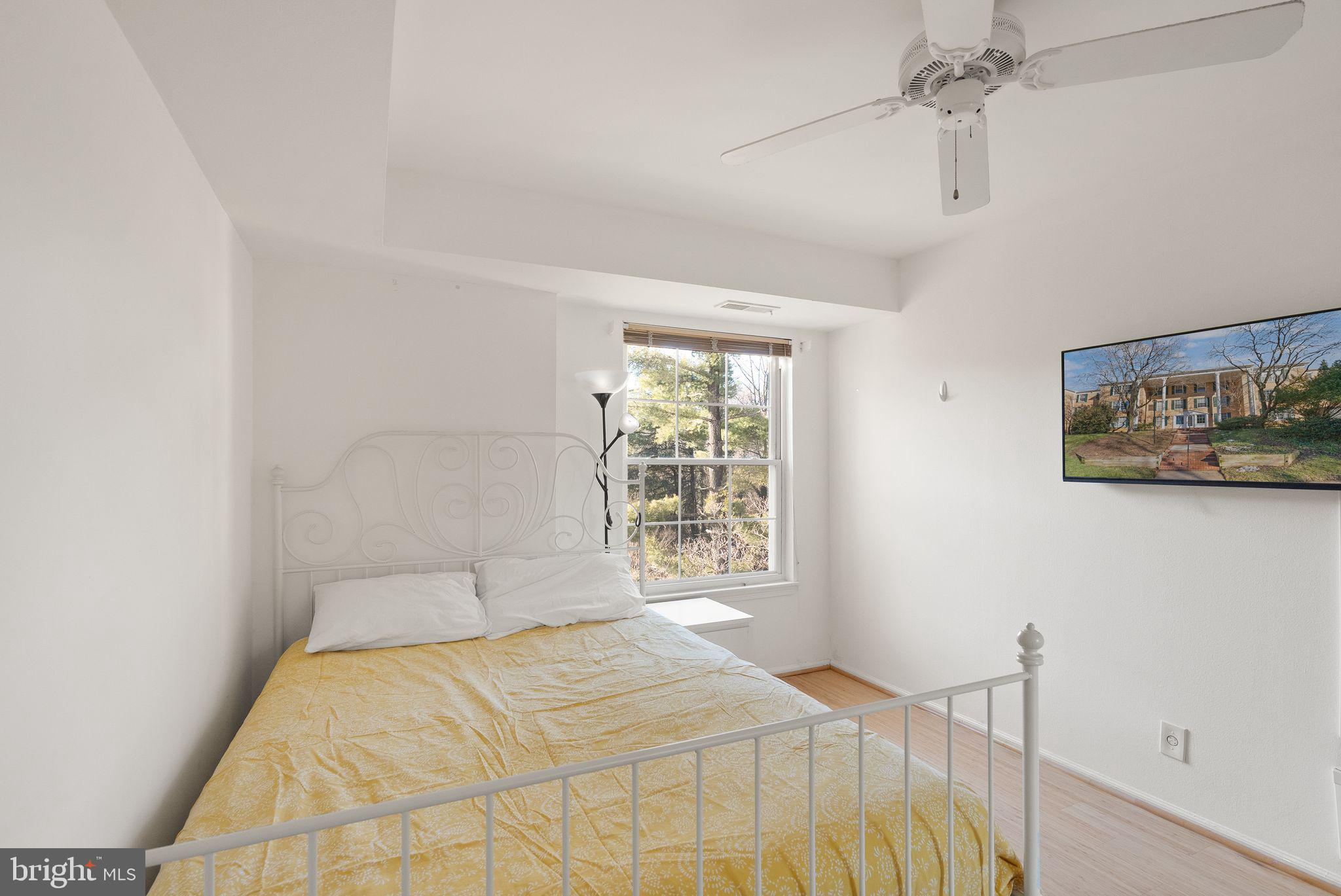 THE COLONIES - Residential