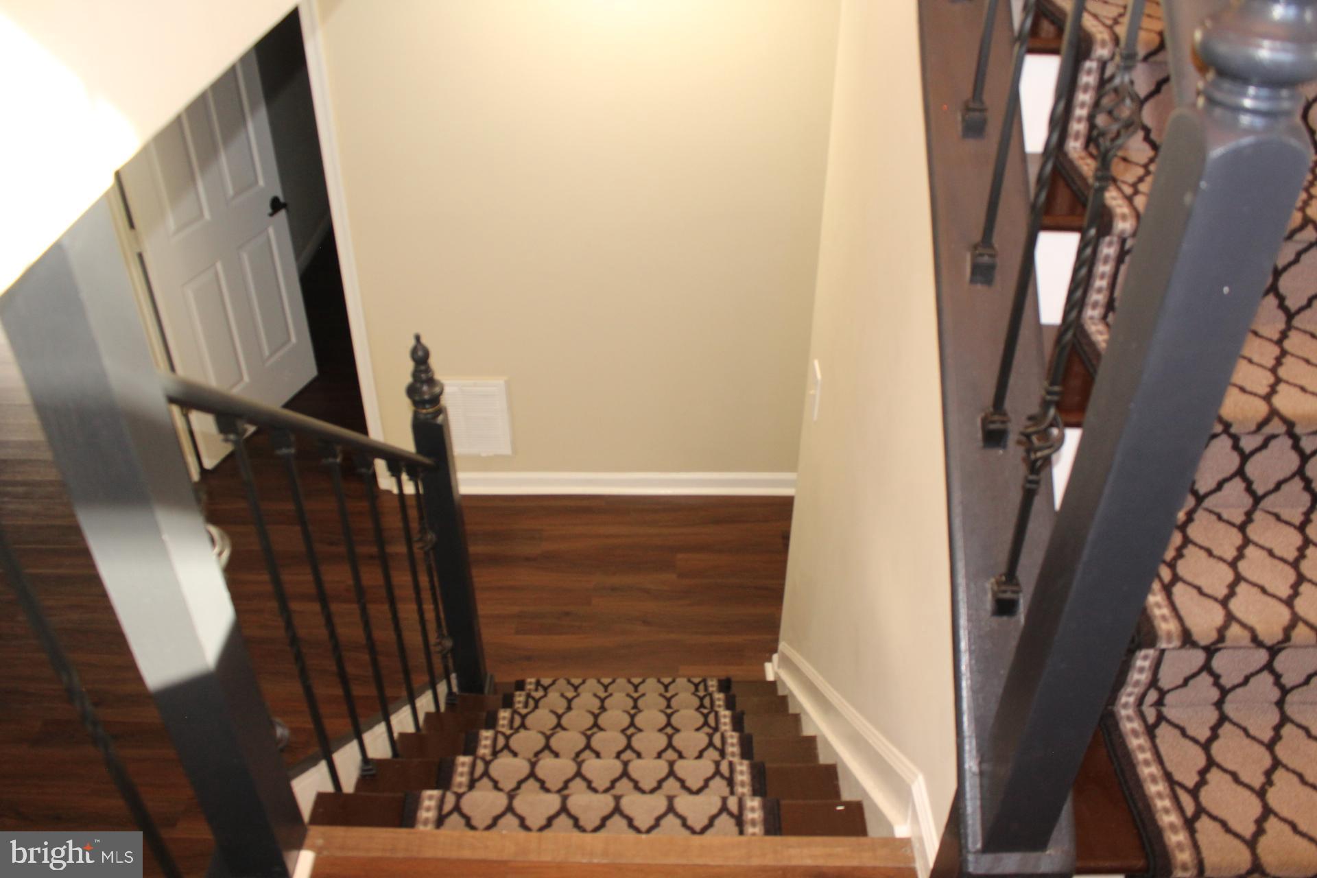 MEADOWBROOK - Residential Lease