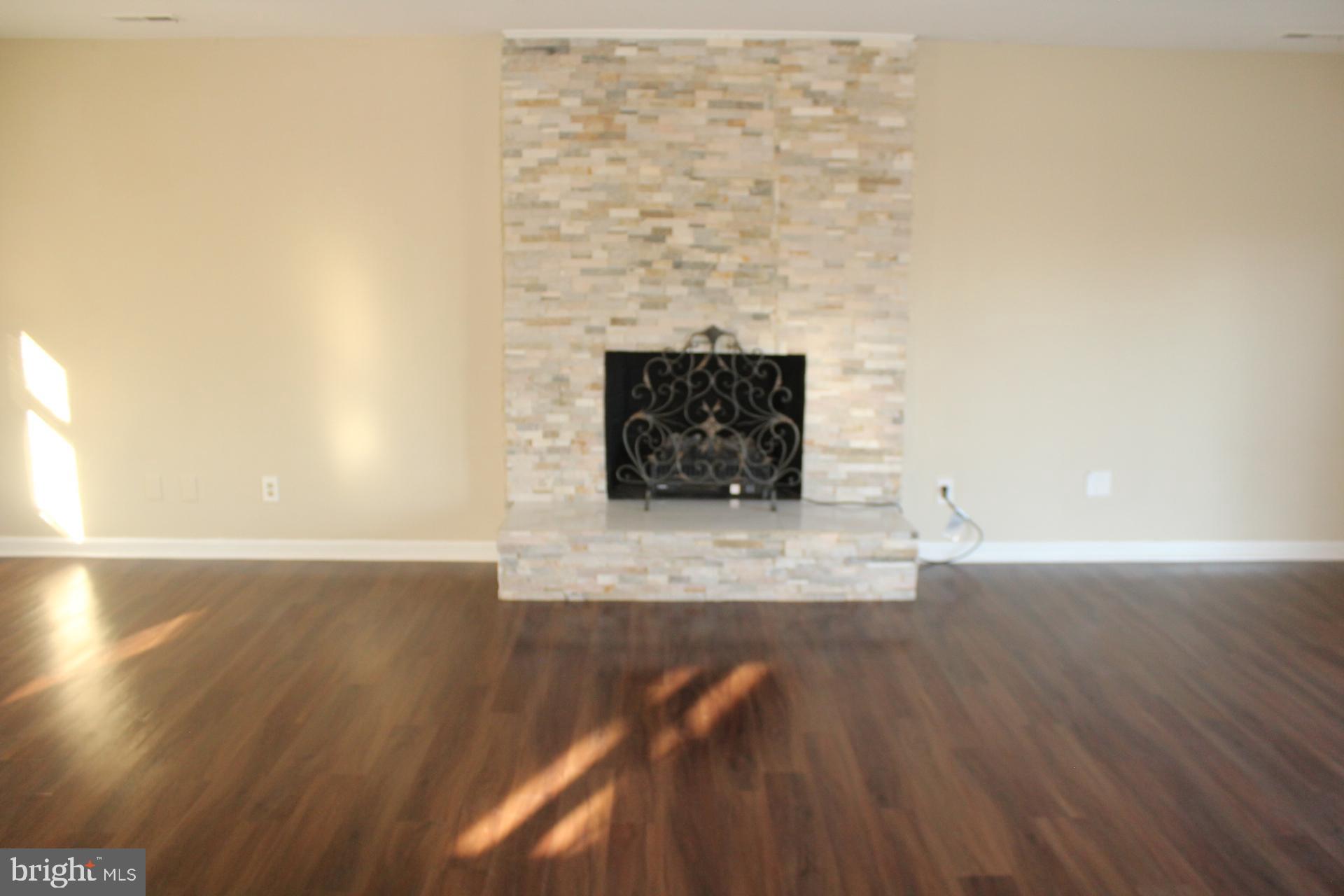 MEADOWBROOK - Residential Lease