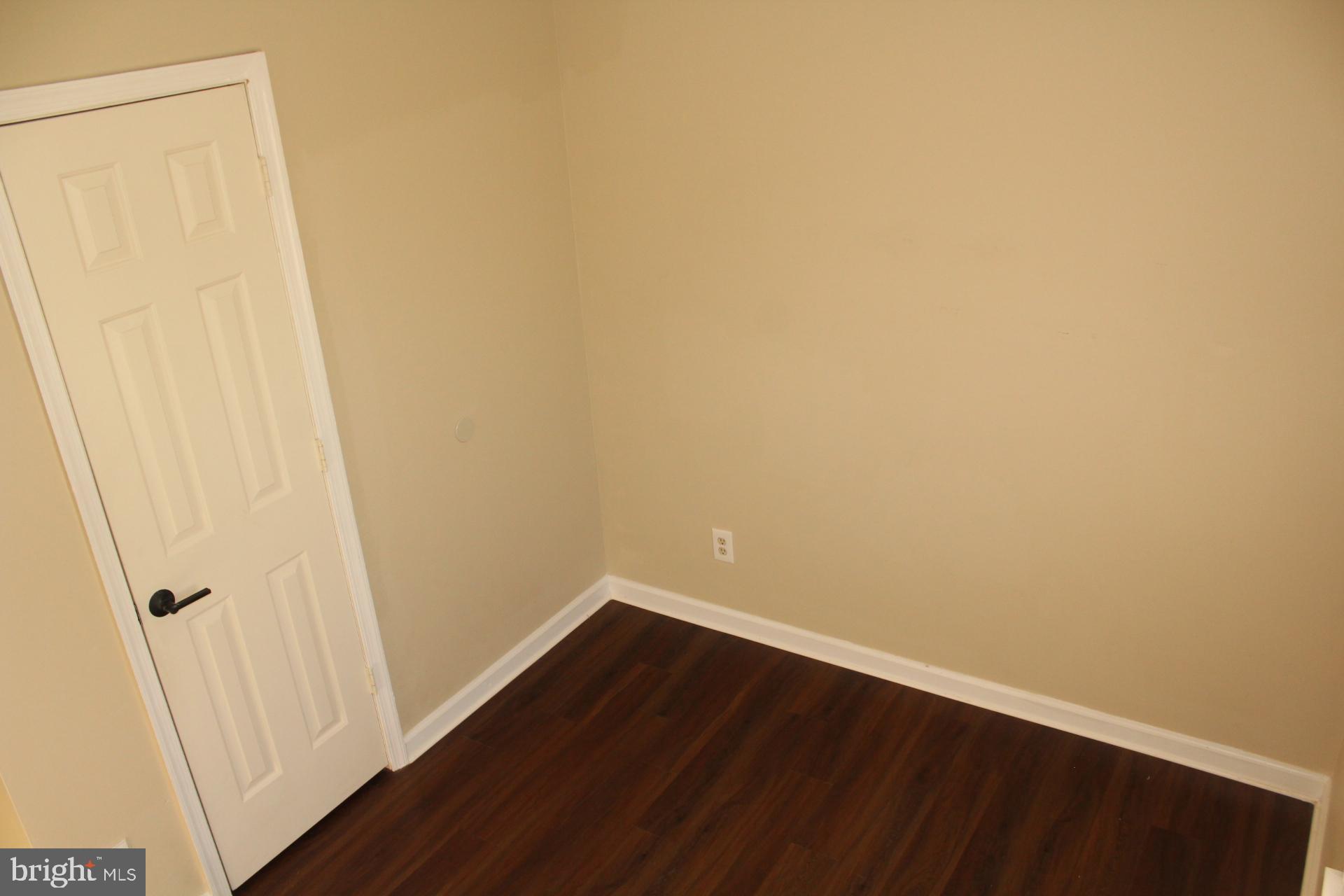 MEADOWBROOK - Residential Lease