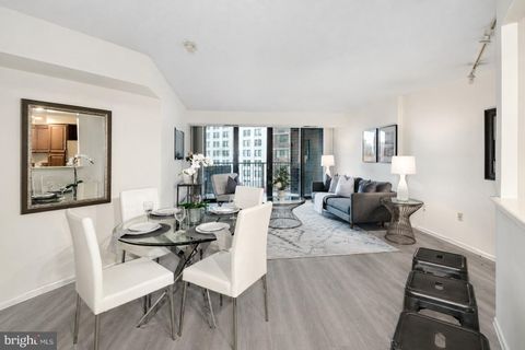 Condo For Rent - 1420 Locust Street #11D<br/> PHILADELPHIA, PA 19102