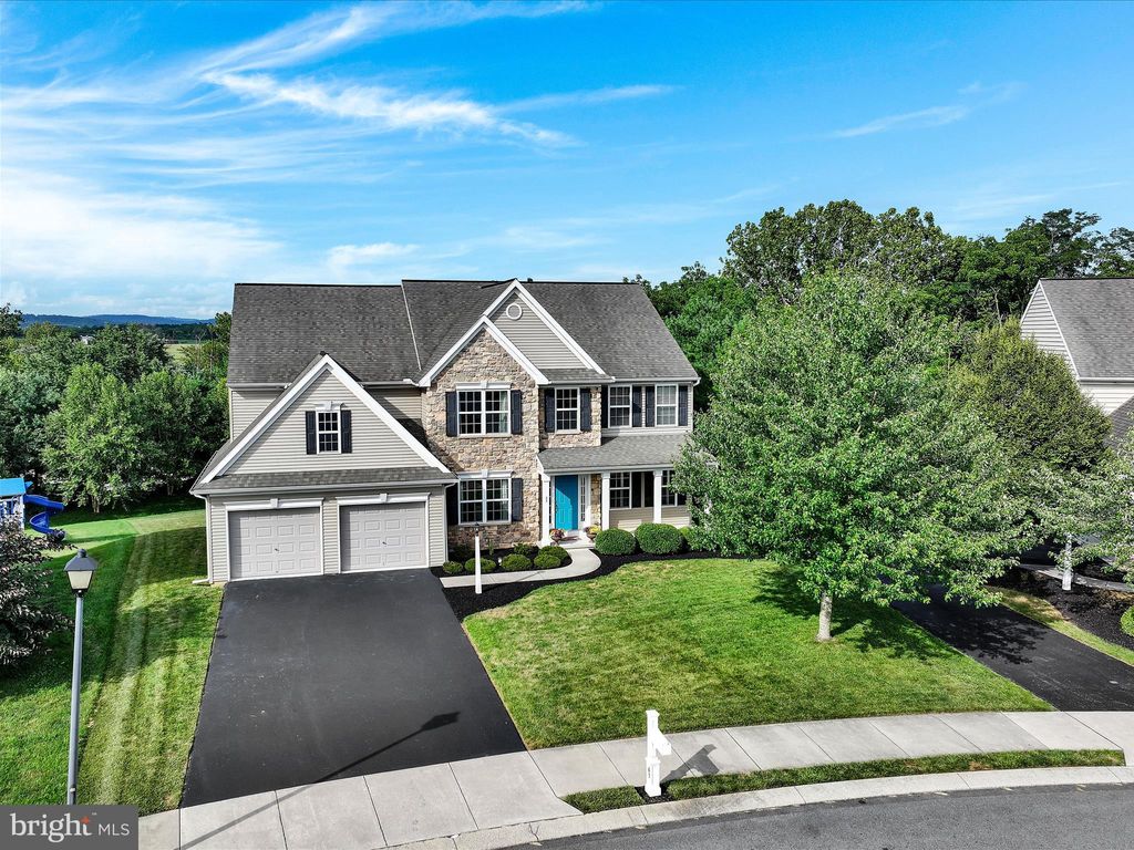 Photo of 65 Summerlyn Drive, Ephrata, PA 17522 (MLS # PALA2053370)