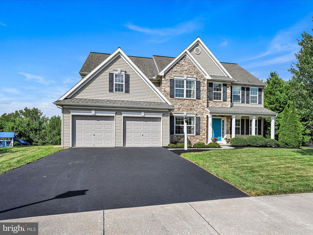 Photo of 65 Summerlyn Drive, Ephrata, PA 17522 (MLS # PALA2053370)