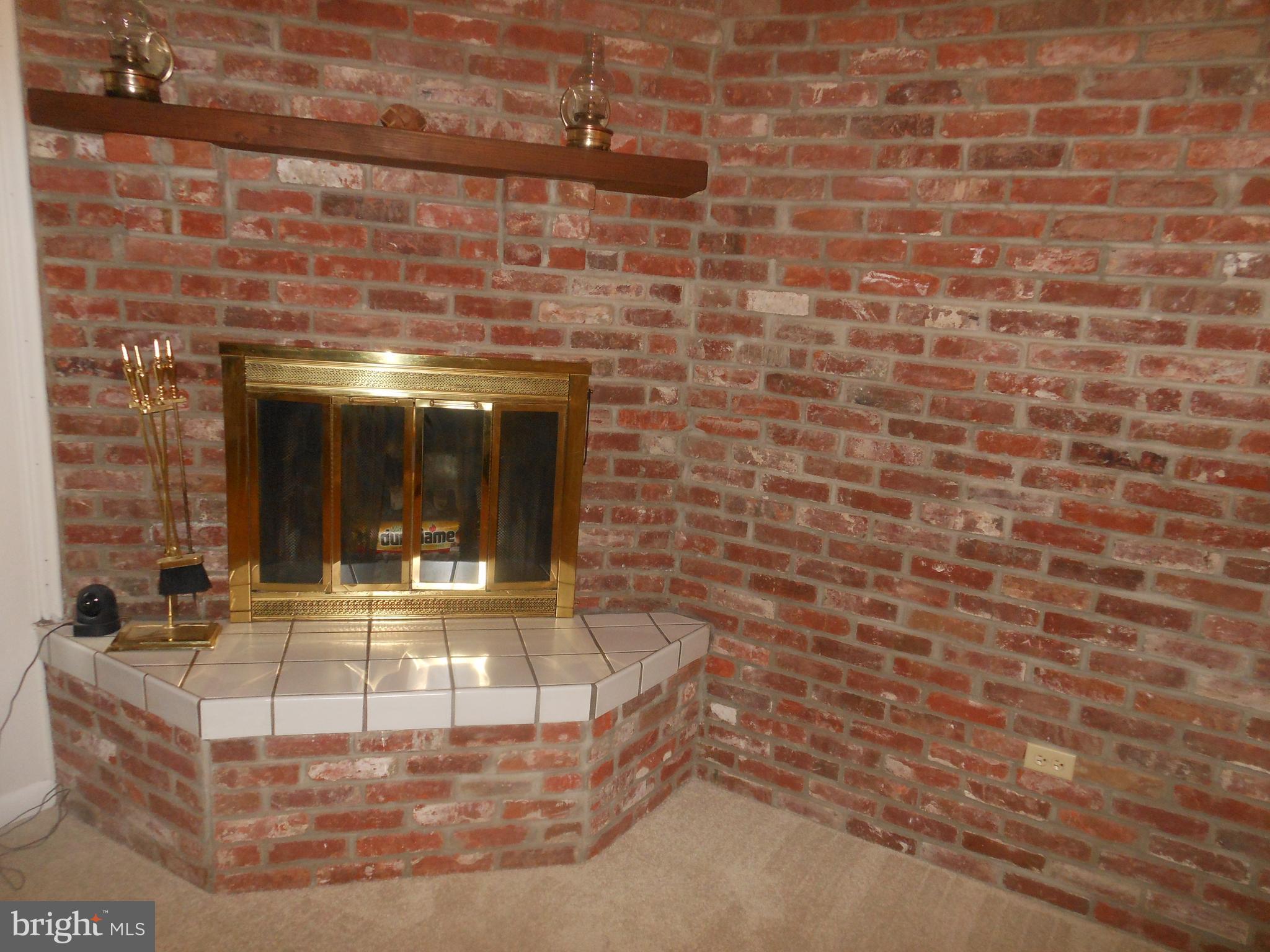 27 SERVAN COURT