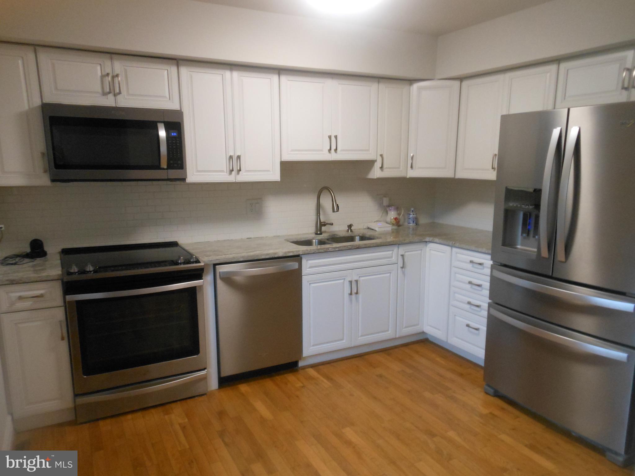 27 SERVAN COURT