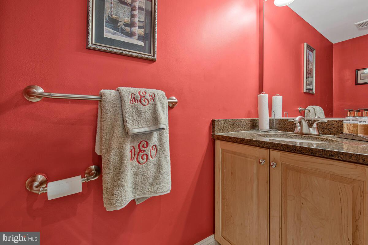 MARLBORO RIDGE - Residential