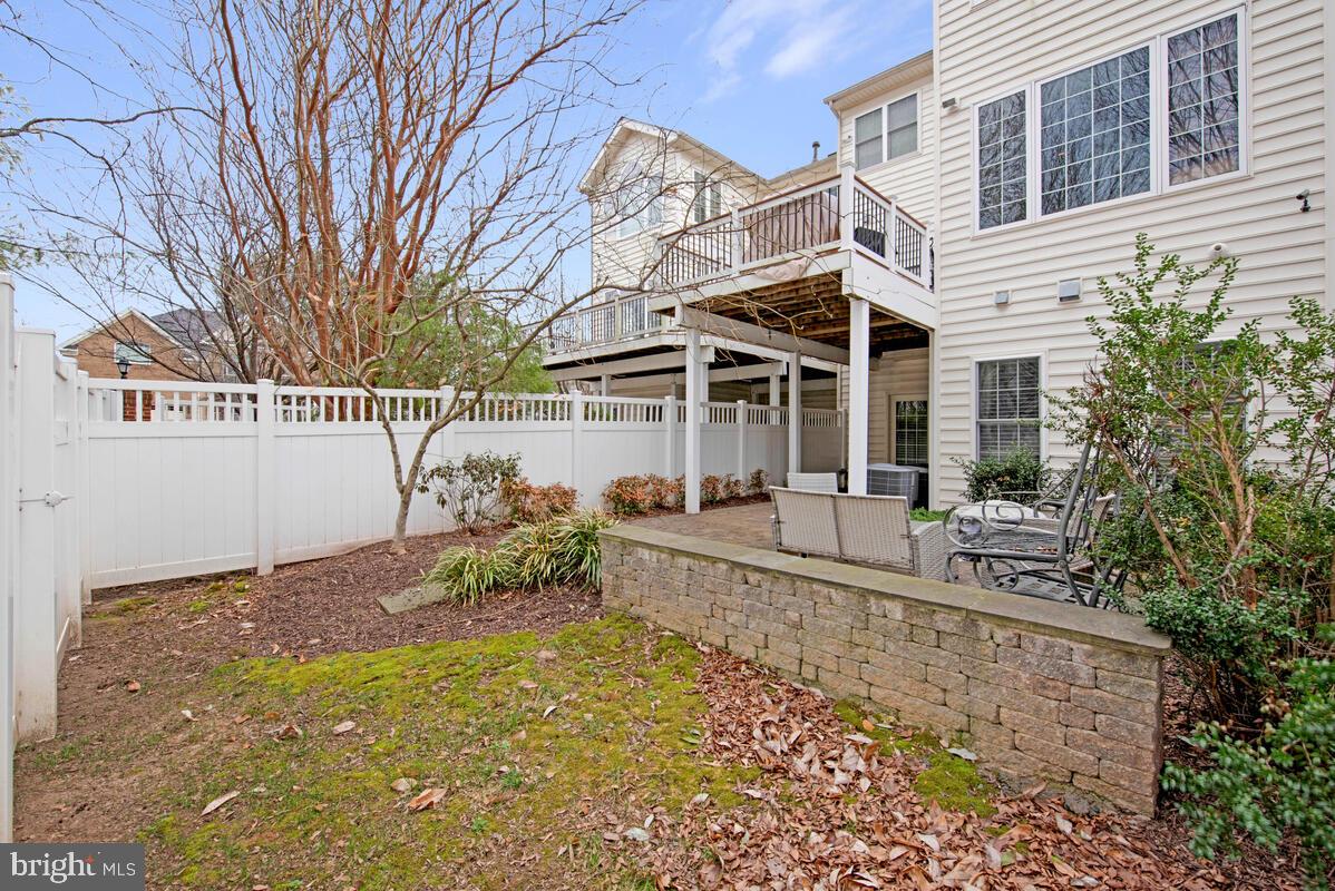 MARLBORO RIDGE - Residential