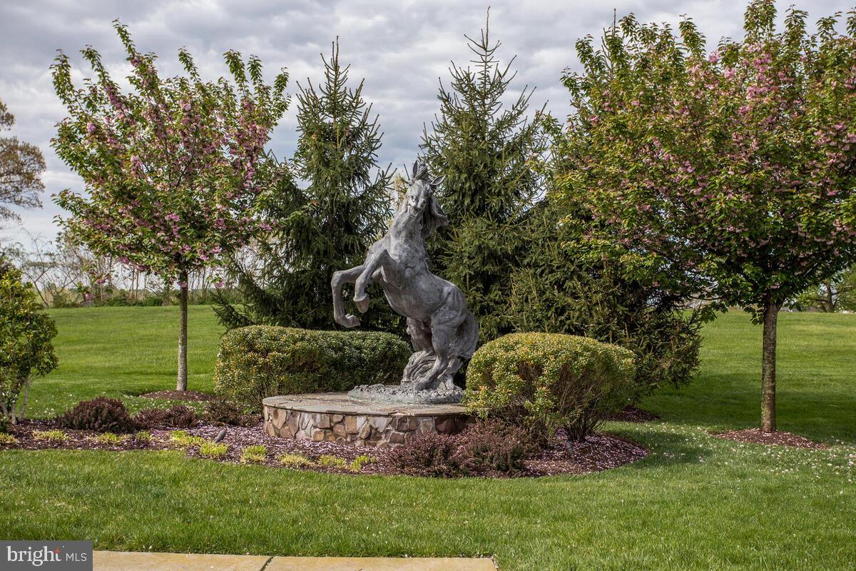 MARLBORO RIDGE - Residential