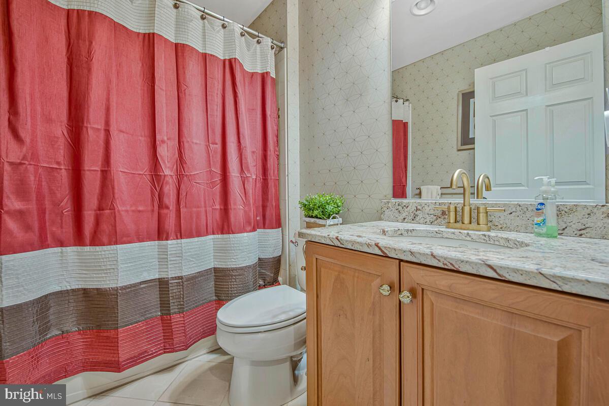 MARLBORO RIDGE - Residential