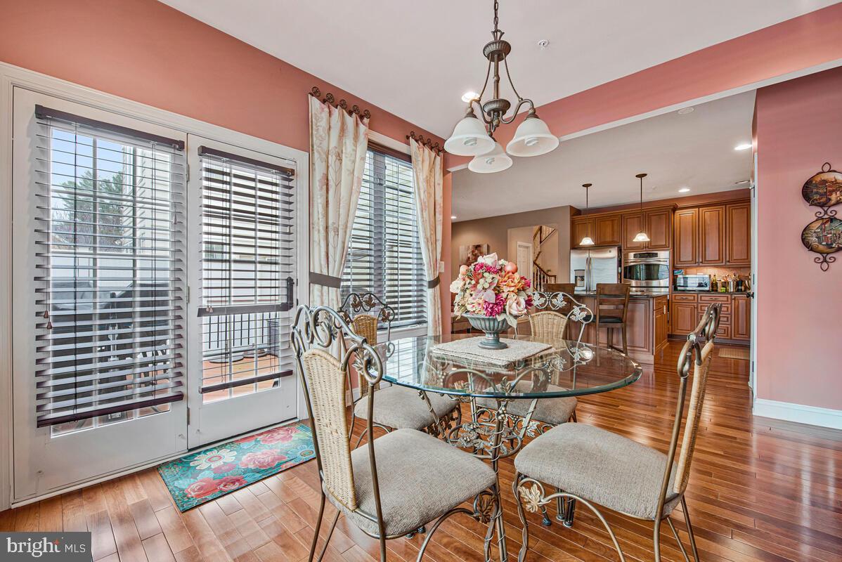 MARLBORO RIDGE - Residential