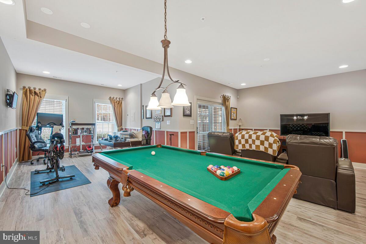 MARLBORO RIDGE - Residential